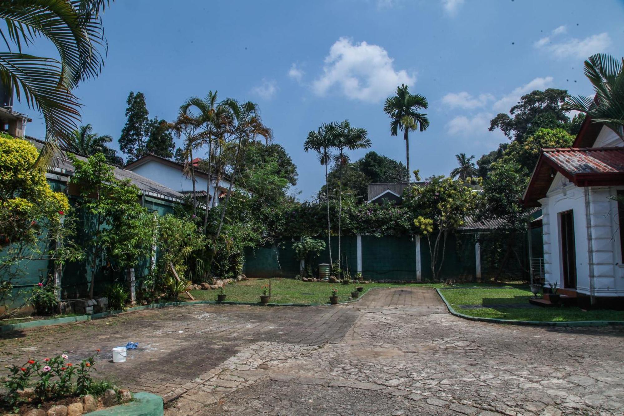 Antique Tourist Lodge Kandy Bagian luar foto
