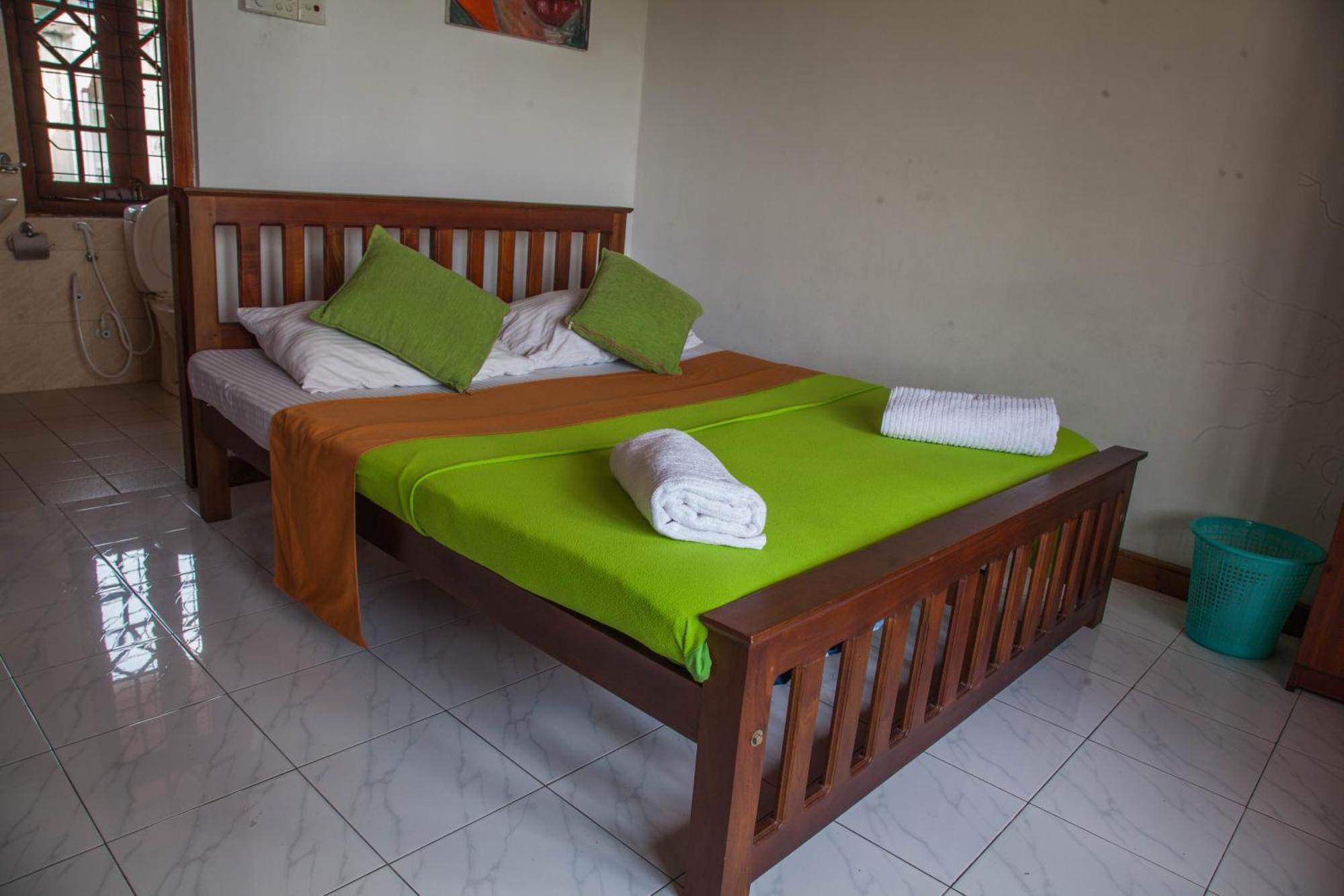 Antique Tourist Lodge Kandy Bagian luar foto