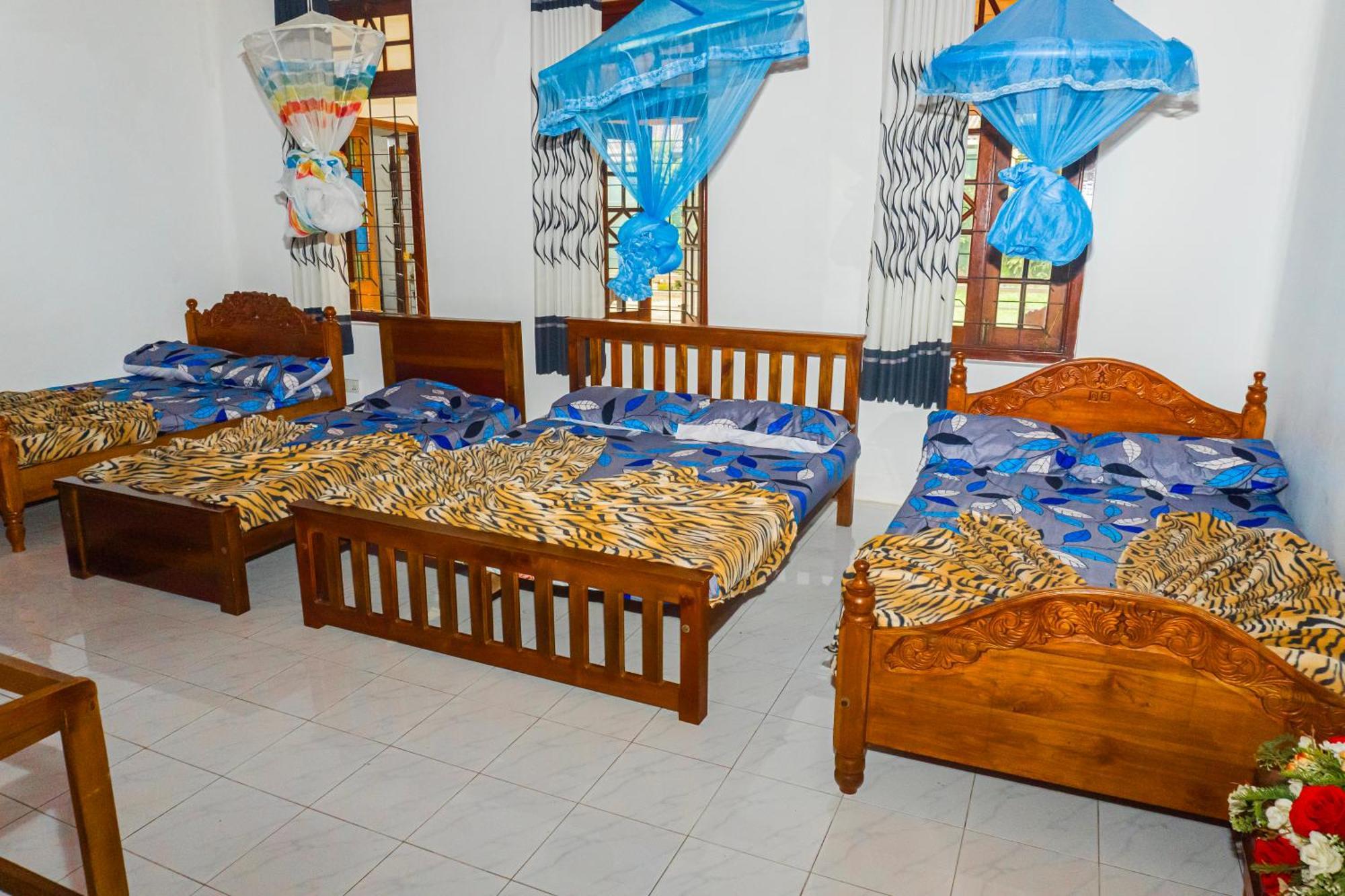 Antique Tourist Lodge Kandy Bagian luar foto